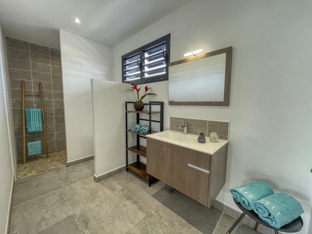Villa Saint François Guadeloupe_salle de douche 1